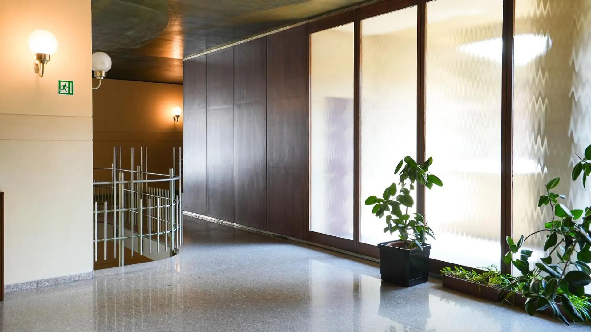 Daverio Business House Milano 0*,
